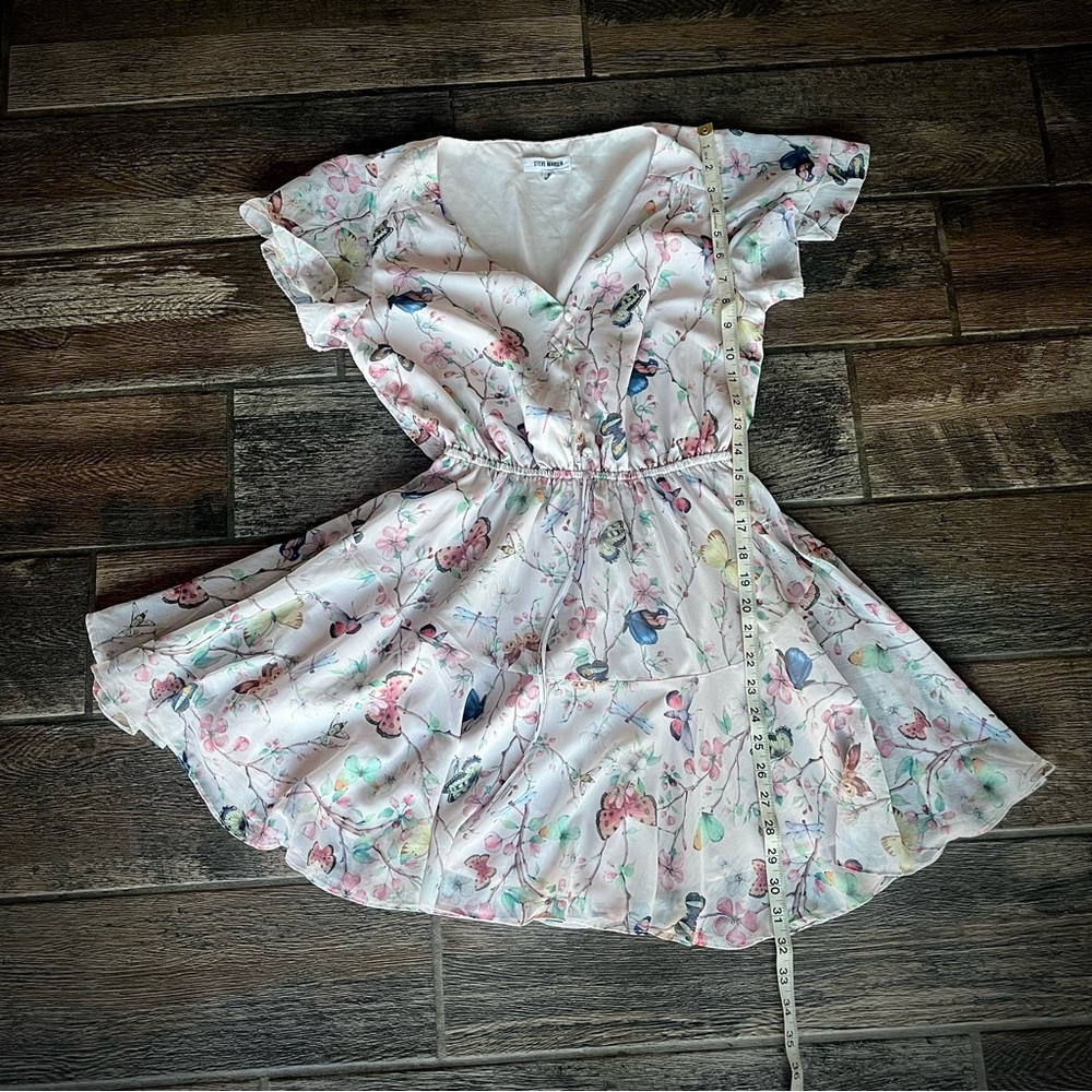 Steve Madden dress Butterflies and Dragonflies on a pale pink background S - Picture 7 of 9